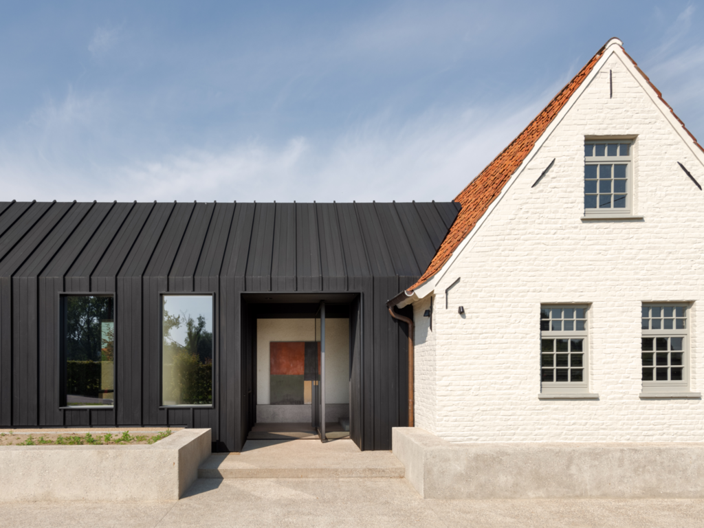 Anzegem - Bestaande hoeve met moderne uitbreiding