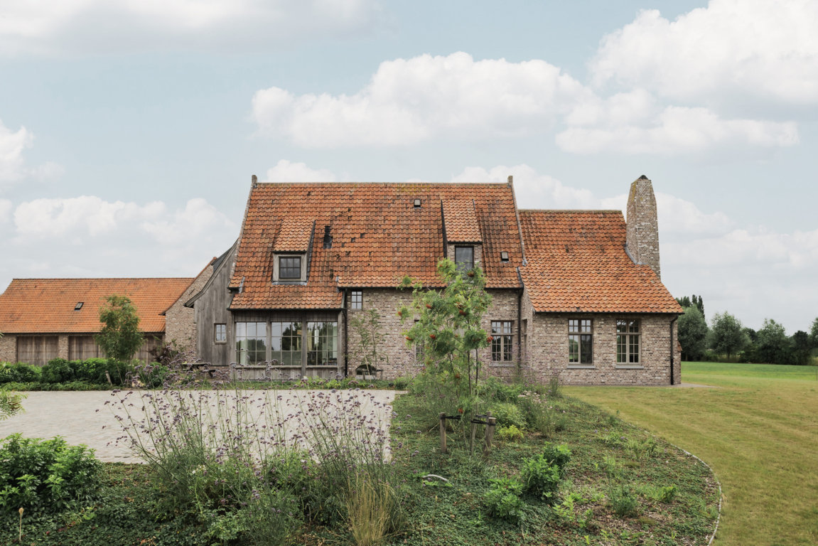 Gits - Landelijke nieuwbouwvilla met authentieke materialen