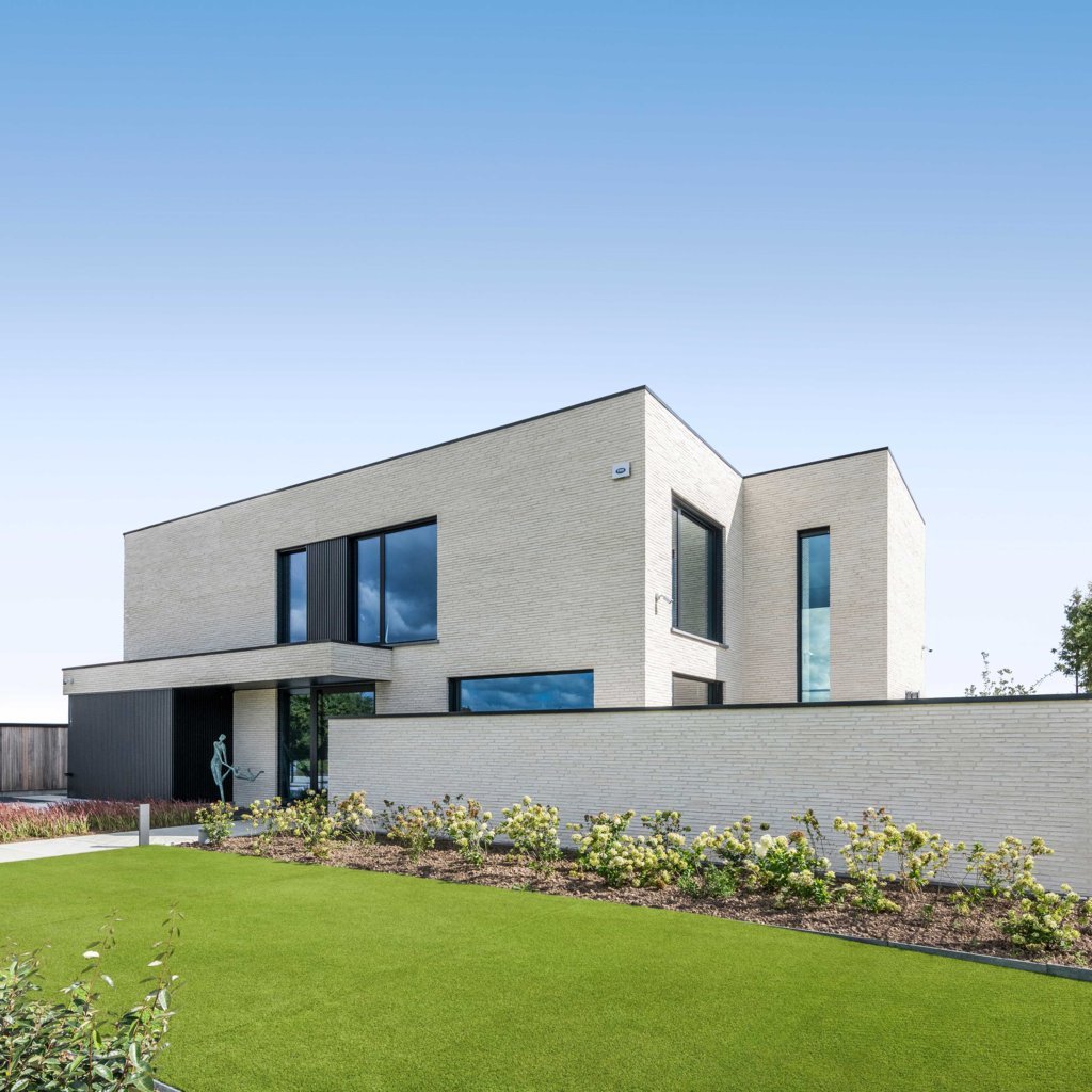 Bekkevoort - Lichtrijke villa met warmwitte gevelsteen