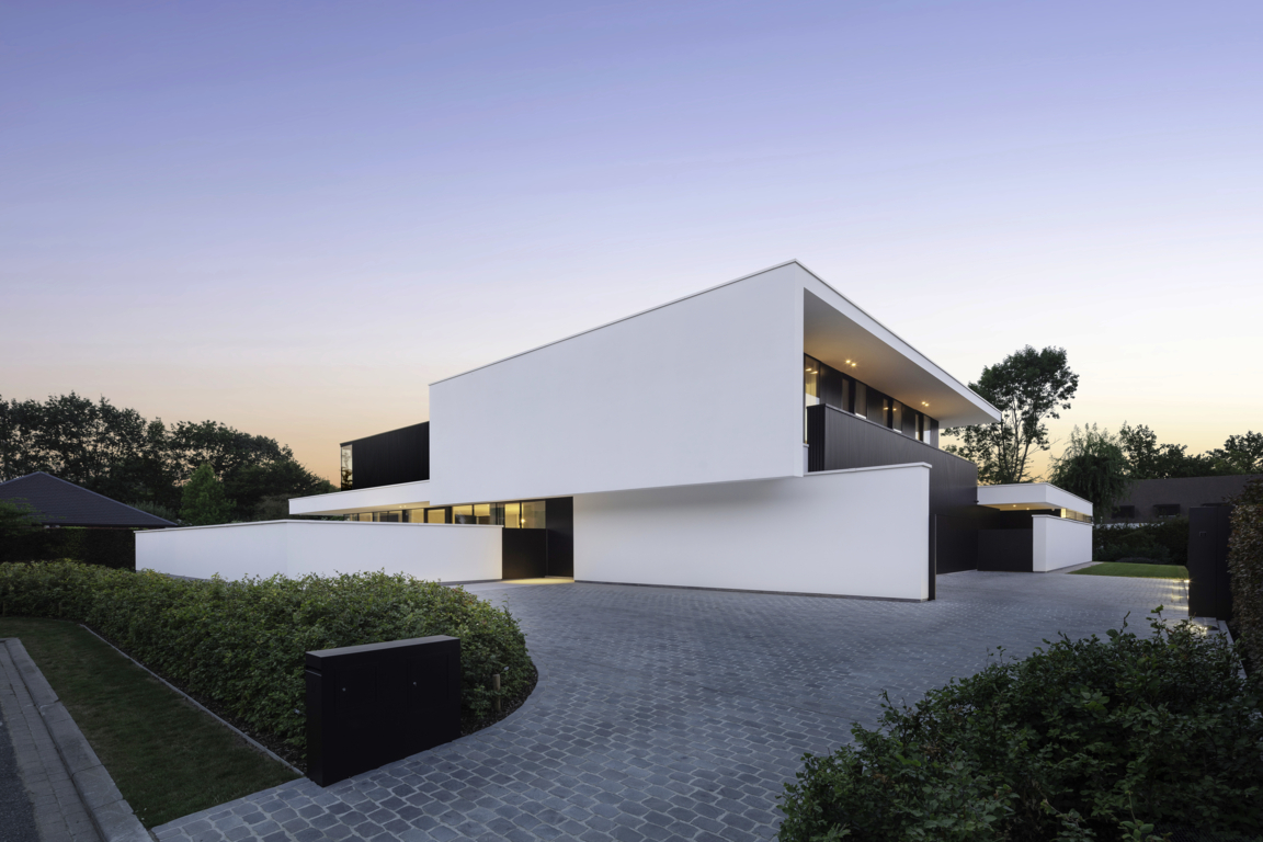 Kortrijk - Exclusieve villa met open karakter